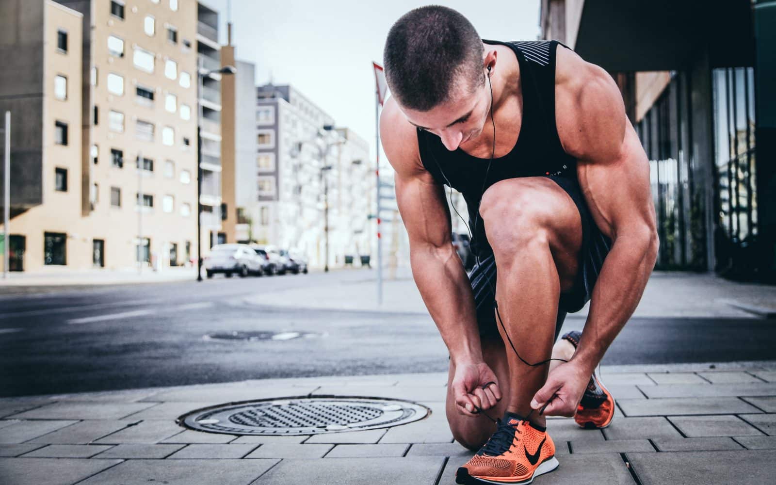 Coach sportif vs salle de sport : que choisir ?