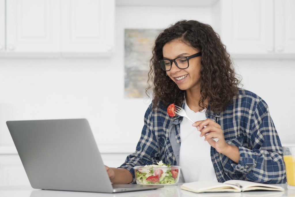 Comment profiter d’un repas équilibré au travail ?