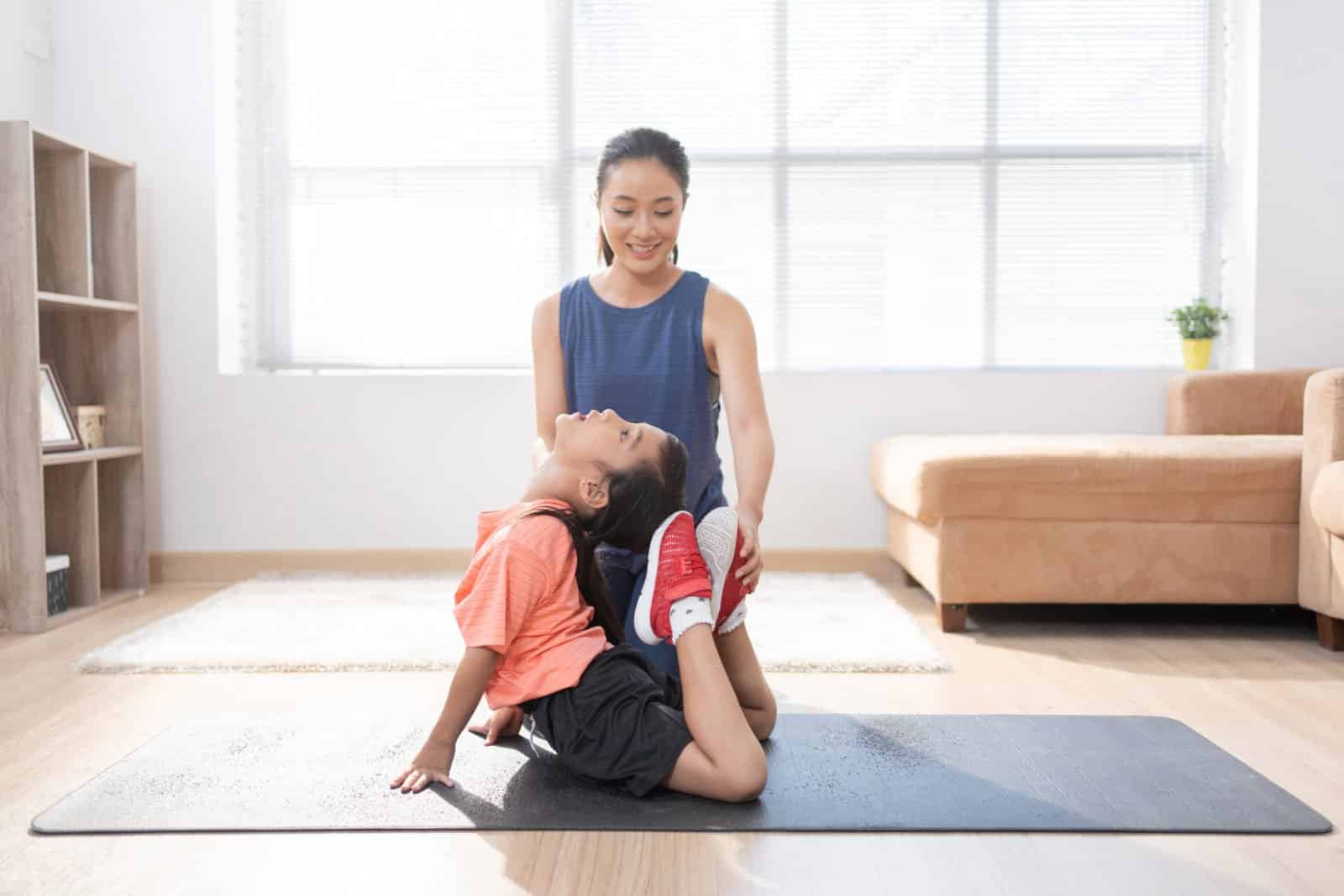 4 bienfaits du Yoga en ligne pour les enfants