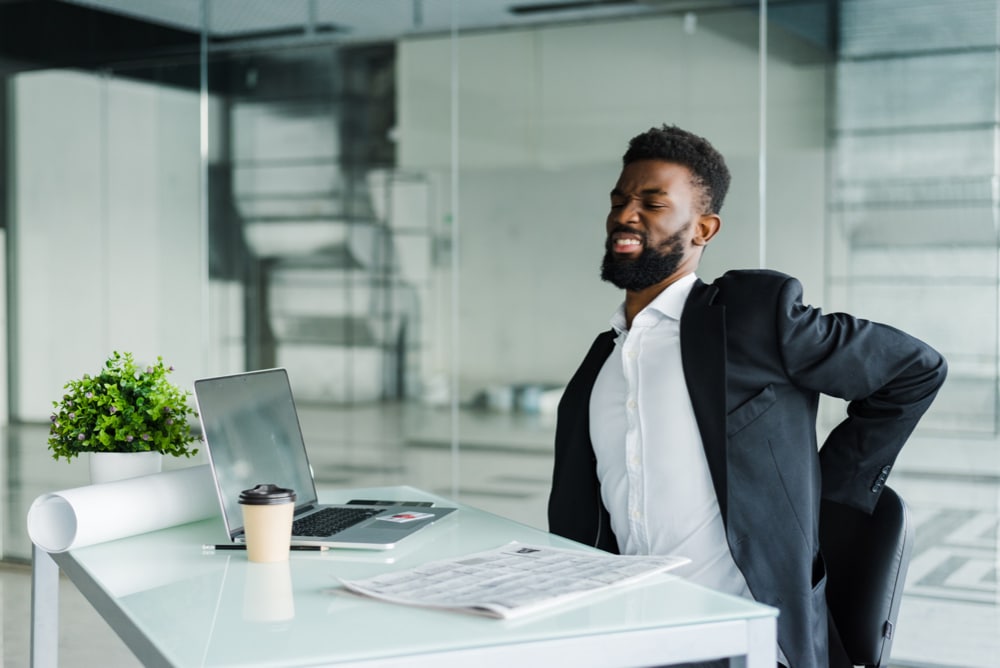 Renforcer sa posture au travail avec le sport