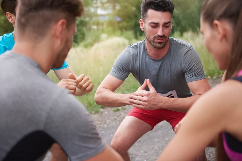 Quelle est la différence entre coach et entraîneur ?