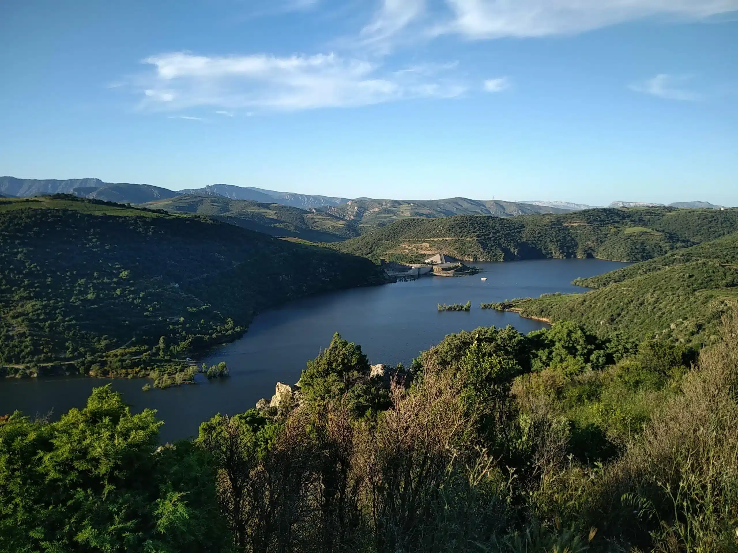 Photo du barrage de Caramany