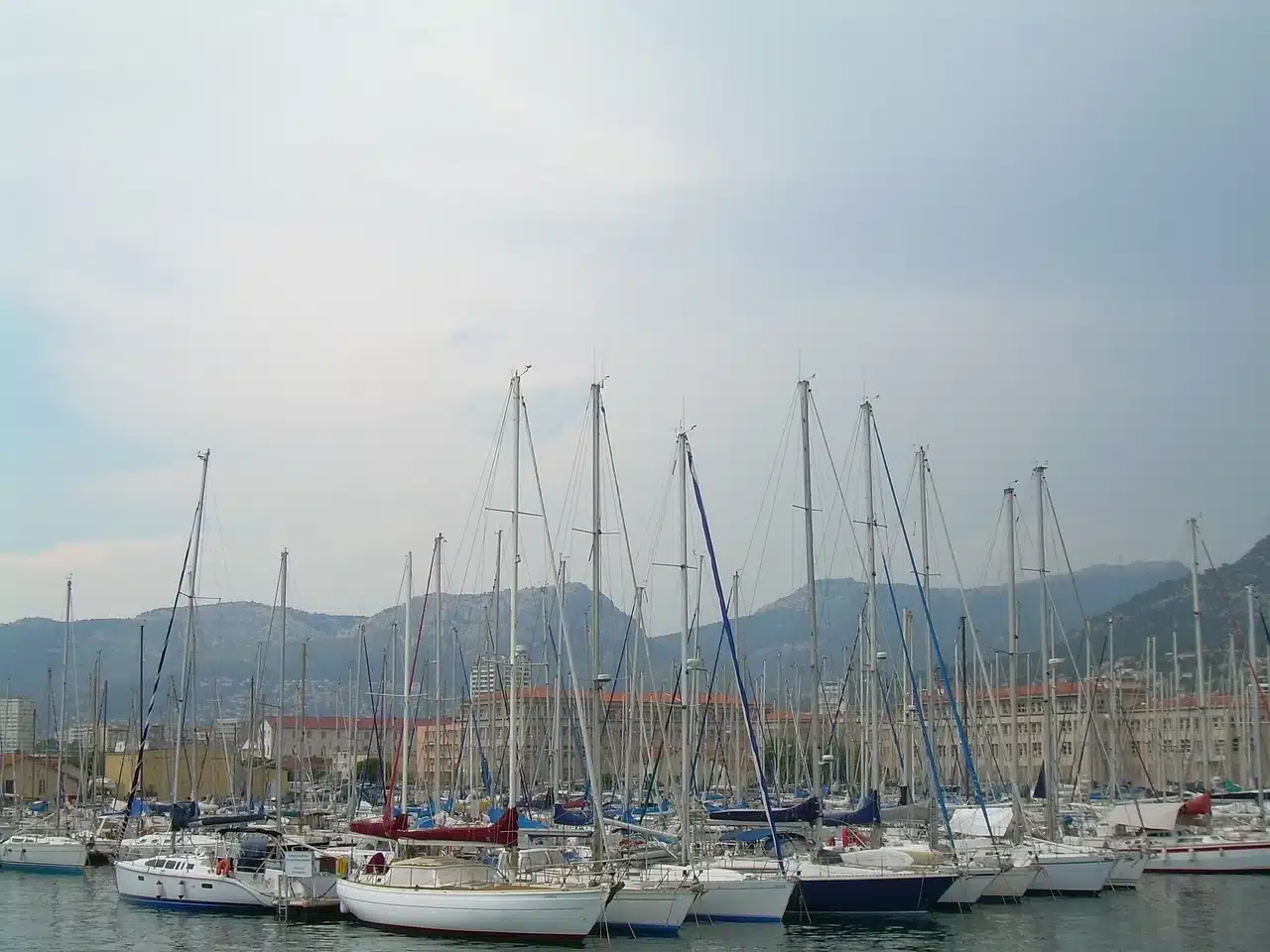 Phot du port de Toulon